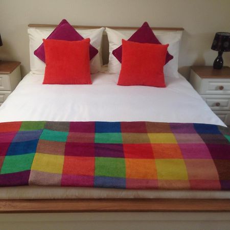 Bed and Breakfast Railway View - Connemara Recess Екстер'єр фото