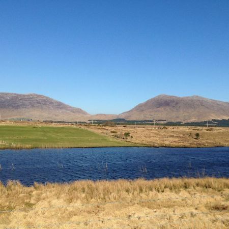 Bed and Breakfast Railway View - Connemara Recess Екстер'єр фото