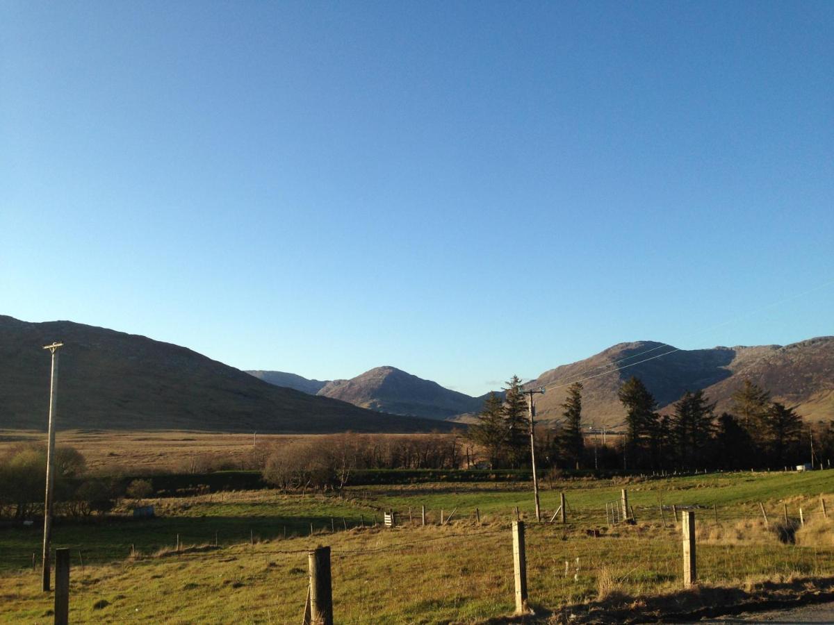 Bed and Breakfast Railway View - Connemara Recess Екстер'єр фото