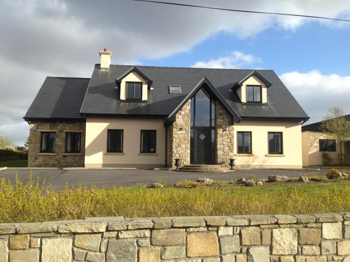 Bed and Breakfast Railway View - Connemara Recess Екстер'єр фото