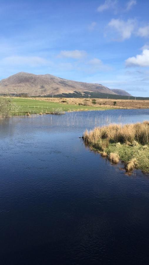 Bed and Breakfast Railway View - Connemara Recess Екстер'єр фото