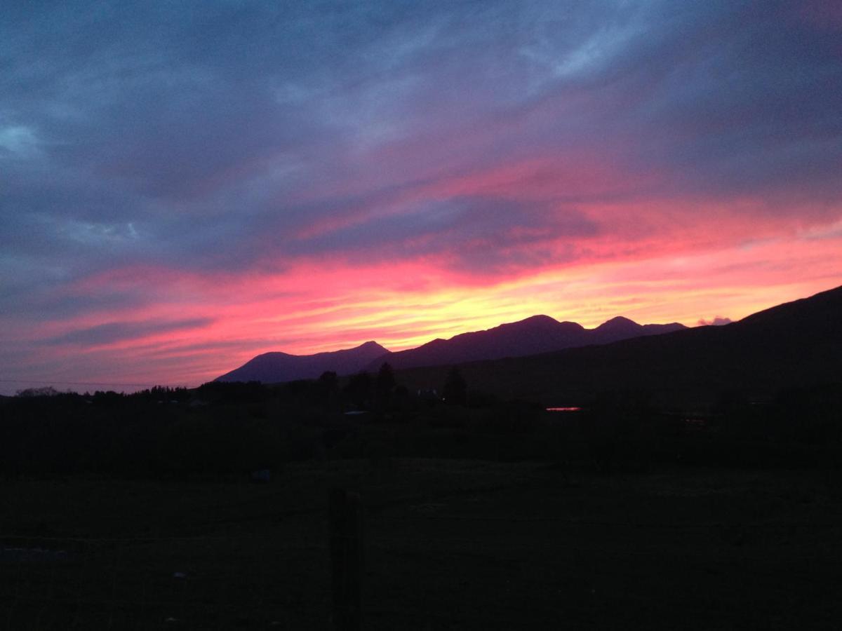 Bed and Breakfast Railway View - Connemara Recess Екстер'єр фото
